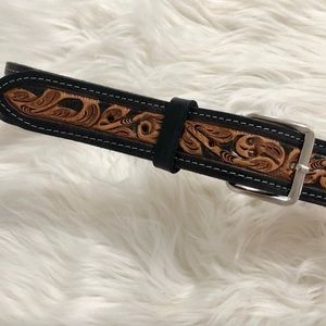 Vintage Tooled Leather Belt Size Medium